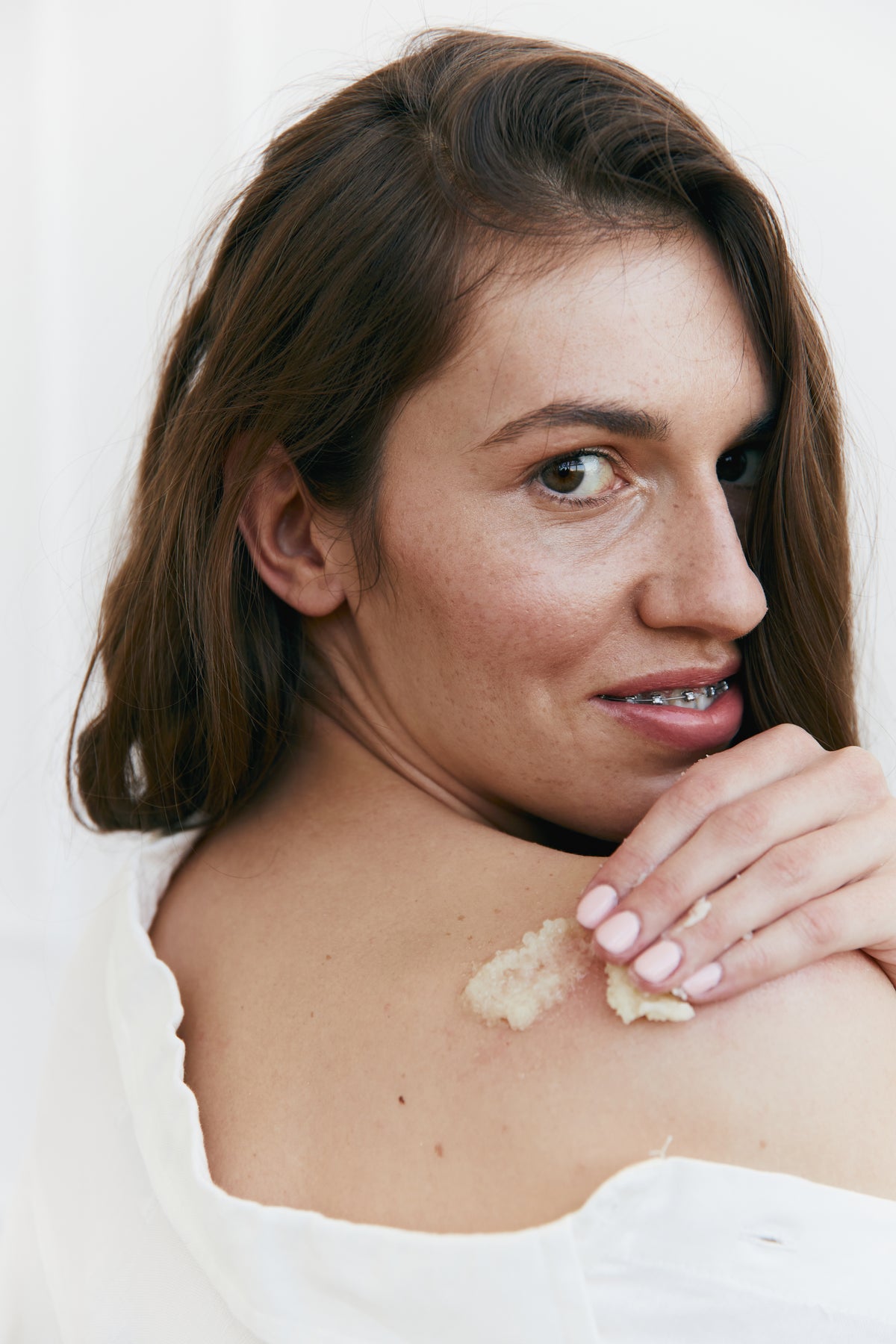 Peeling do ciała wygładzający i odżywiający skórę.